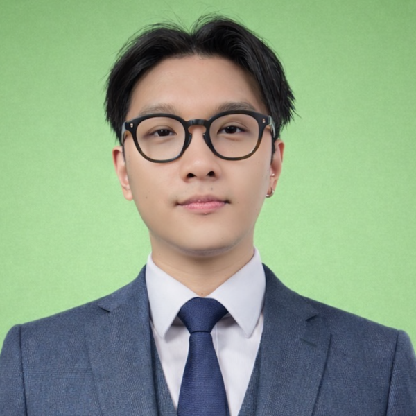 Mr Christopher Tsang